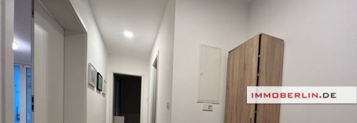 IMMOBERLIN.DE - Komfortable Wohnung im KfW-55-Haus mit Balkon & Loggia beim Ortskern nahe WISTA