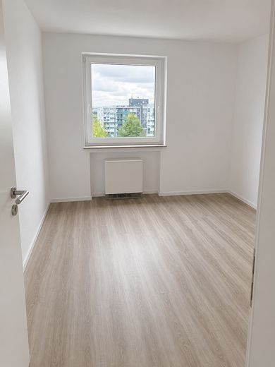 Jobcenter – جوب سنتر – Джобцентер – deine neue Wohnung ist fertig! – Schlafzimmer