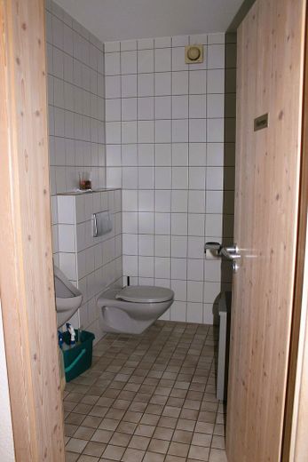 WC EG