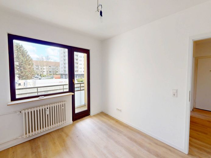 Ici, tout est parfait. | Appartement moderne à louer avec balcon et salle de bains neuve – Ansicht I: Schlafzimmer II