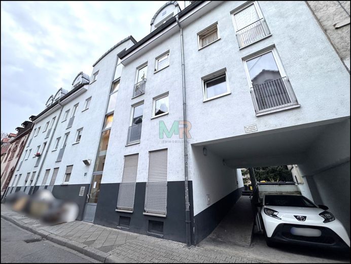 1-Zimmer-Wohnung inkl. TG-Stellplatz in Neckarstadt – Vorderansicht Haus, 2
