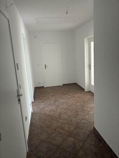Gepflegte und gemütliche 2Zi Whg mit neuer Küche in ruhiger Lage Pinneberg-Quellental – Flur
