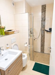 Helle Wohlfühlwohnung in zentraler Lage – 104 m² Wohnkomfort – Foto 13