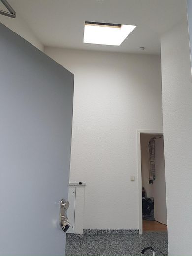 Gemütliche 2-Zimmer-Penthouse-Wohnung mit Balkon und Einbauküche in Wehr – Foto 8