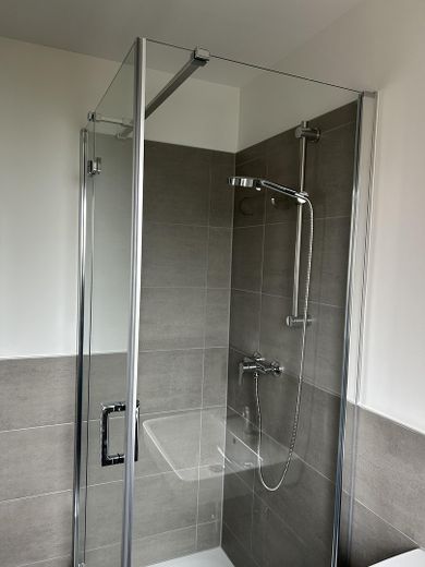 Penthouse tarzında tamamen yenilenmiş ve boş (kiralanmamış) – Bad