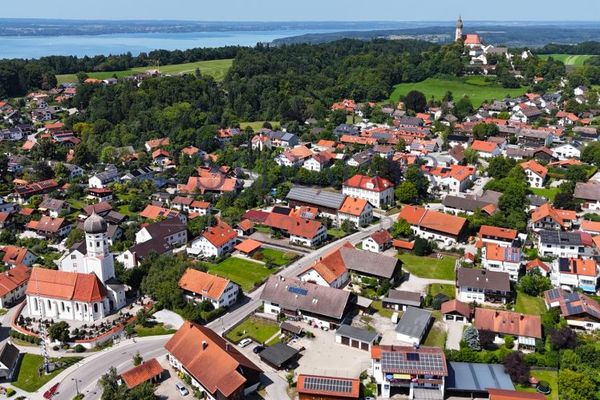 VENDITA: Terreno edificabile per una piccola casa plurifamiliare ad Andechs!
