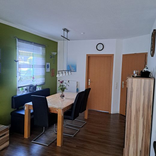 ADOSADO DOBLE TOP de 125 m², hasta 6 habitaciones, SIN comisión – Essbereich