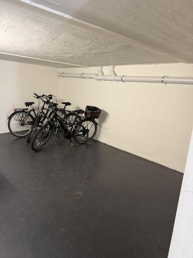 Zentrale 2-Zimmer OG-Wohnung im Grünen (mit Wärmepumpe) Immelmannstr./In der Ahe – Absteraum allgemein