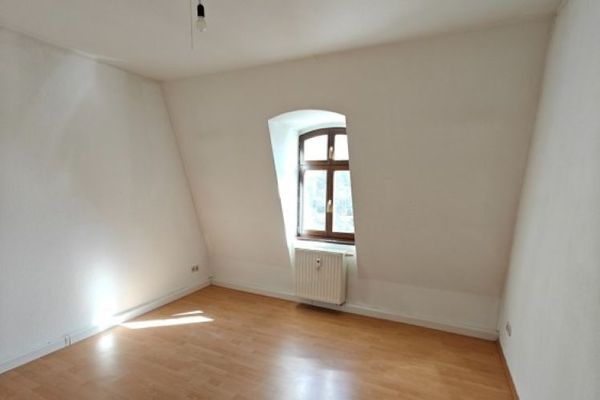Zentrum, Dachgeschoss mit Einbauküche
