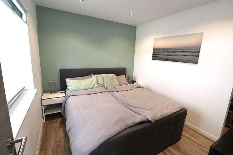 Wohnung mit 27m² Dachterrasse + +  Wolfsburg-Wendschott + + – Schlafzimmer