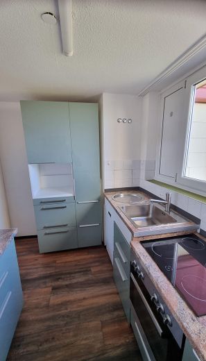 Wohnung mit grandioser Aussicht im 8.OG zu verkaufen – Küche 2
