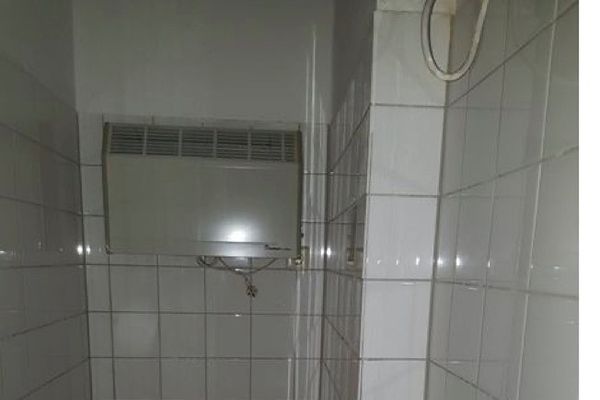 2 Zimmer Wohnung in Berlin Neukölln (Neukölln) mit Balkon