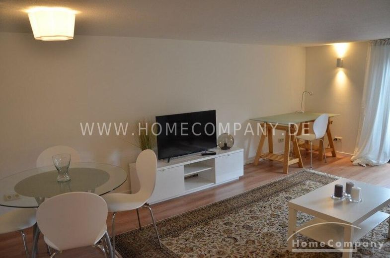 2 Zi. Whg., möbliert, in einem hellen Souterrain, sep. Eingang, schöne Möblierung, sehr ruhige Lage. – 2d848bd52545463670369618f84a7beb247a7074.jpg