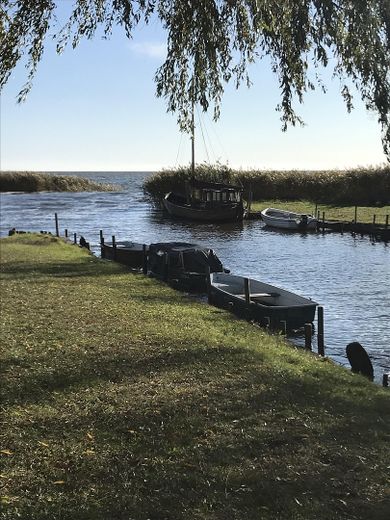 Maritimes Paradies unter Reet auf der Insel Usedom – Hafen