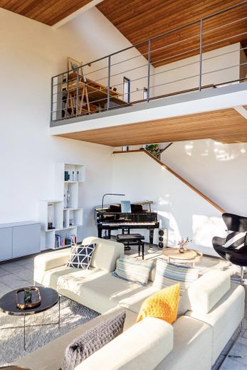 Wohnbereich mit Galerieebene