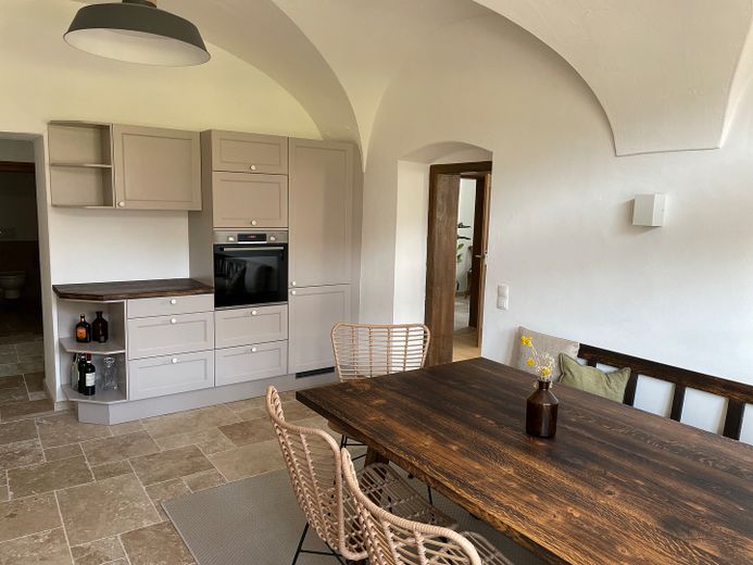 Neuwertige Erdgeschoss Wohnung mit gehobener Ausstattung und herausragender Architektur – Foto 45