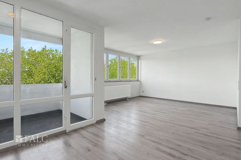 Kleine Einheit, großes Potenzial - kernsaniertes Apartment als attraktive Kapitalanlage – Wohnzimmer