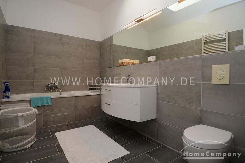 Großes Haus in Rudow nähe BER mit 4 Schlafzimmern – 7528b951ab81b3e350604d528c1d9d2d620f16d0.jpg