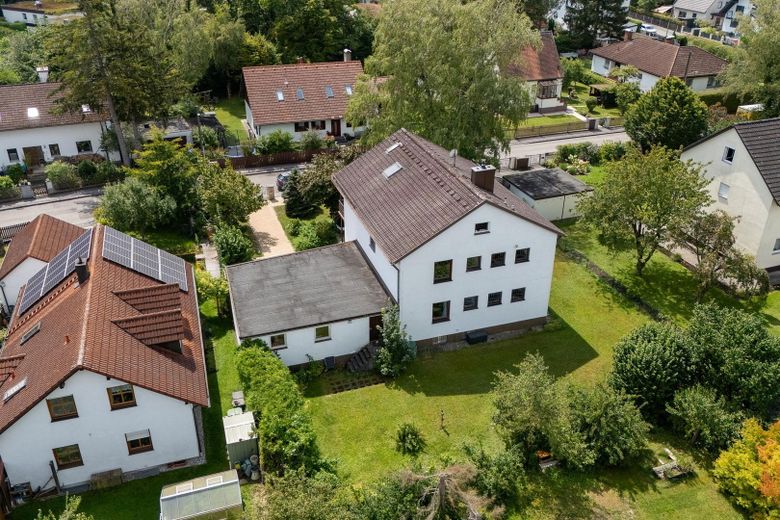 Vogelperspektive Haus + Garten