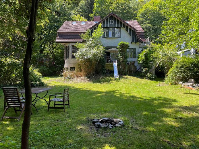 Rohdiamant mit Charakter auf 1.070 m² Grundstück in begehrter Lage von Starnberg – Foto 32