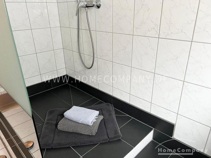 Rödelheim 8043302 – exklusiv und charmant möblierte 2-Zimmer-Wohnung – 9ea445f60e9eff23a81651cb2d305a04fdb76d03.jpg