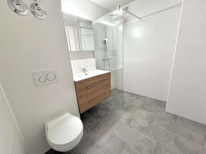 Modernisierte 3-Zimmer Wohnung – Badezimmer