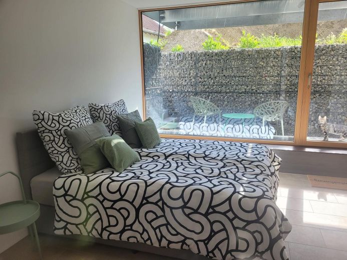 UG: Einliegerwohnung