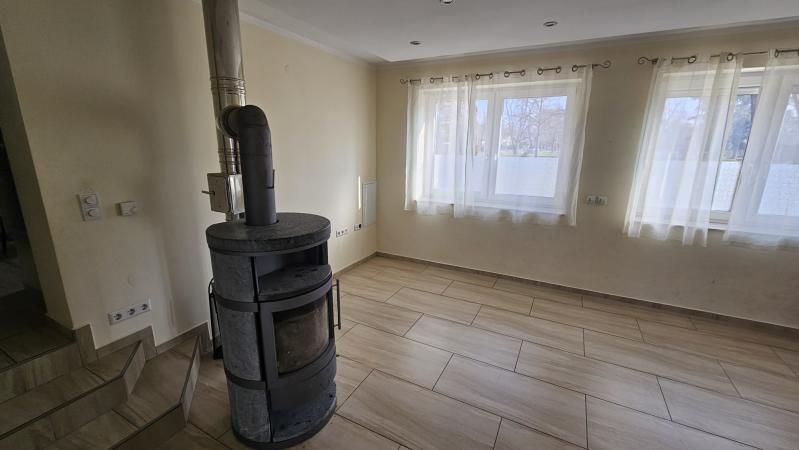 Sehr gepflegtes 4-Zimmer EFH mit Garten und 2 Terrassen Nähe Stadtpark in Lampetheim – Bild 8