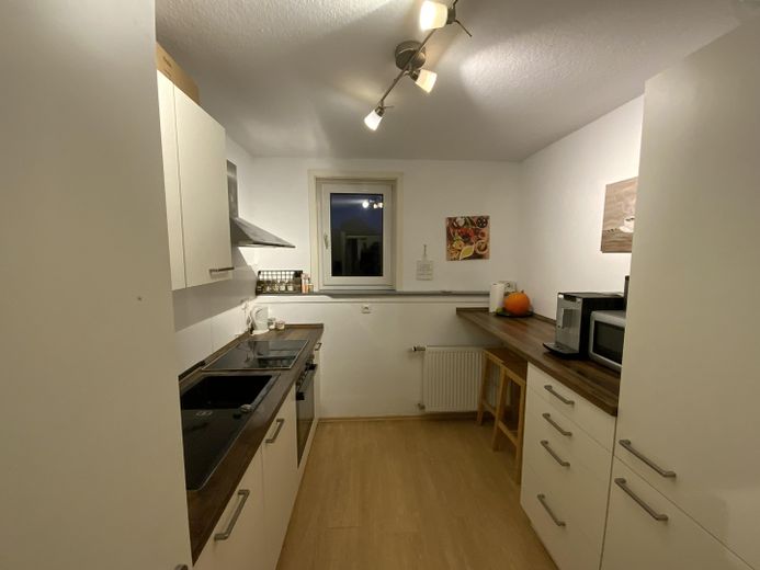 Wymarzone, słoneczne mieszkanie 3-pokojowe, duży balkon od południa, po remoncie, w najlepszej centralnej lokalizacji – Einbauküche