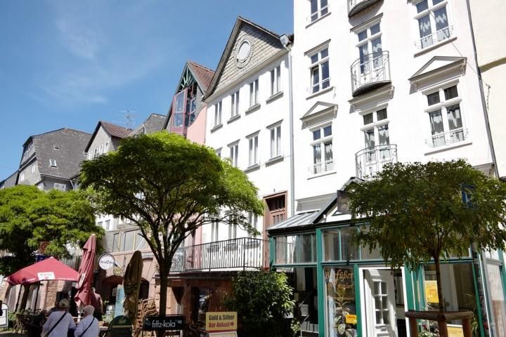 Oberstadtperle im Dornröschenschlaf mitten in Marburg – Foto 1