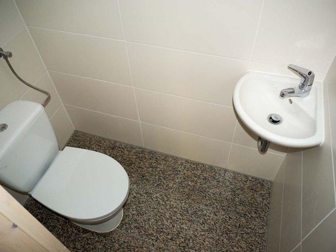UG Toilette