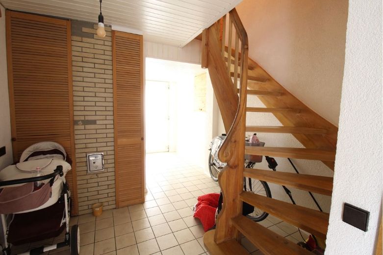 Niedliche Maisonette- Wohnung im Zentrum von Köthen – Hauseingang/ Aufgang zur Wohnung