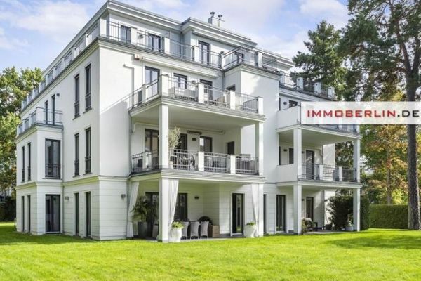 IMMOBERLIN.DE - Grunewald'da birinci sınıf konum! Güneybatı balkonu ve yeraltı otopark yeri olan zarif daire