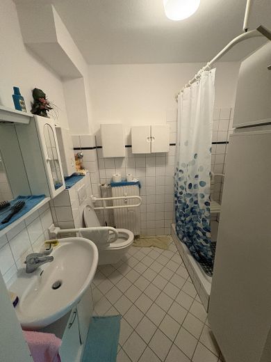 Attraktives Wohnen ab 60 Jahre,  schöne Wohnung mit WBS in Velbert 3 Etage mit Lift – Foto 3