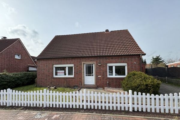 PROVISIONSFREI: Familienglück in ruhiger Sackgasse – Platz, Garten & kurze Schulwege in Jever
