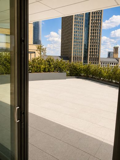 GRAND TOWER UNIEK | Het enige appartement met een privéterras van ca. 121 m² – Terrasse