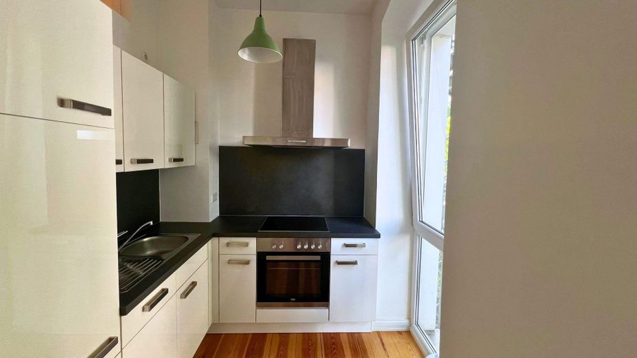 Helle möblierte 1-Zimmer-Wohnung mit Balkon im Herzen von Friedrichshain – EBK