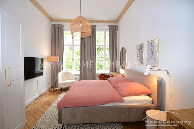 Hochwertige 4 Zimmerwohnung, Altbau Stuck, am Ku´Damm zentral – 7e344048cd27d0a4861aeb130b6612cb1c468310.jpg