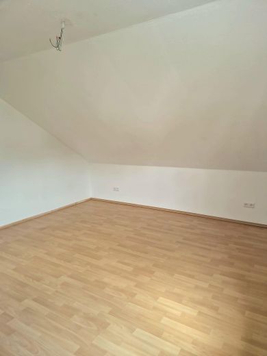 ¡ALQUILER AHORA!  2 HABITACIONES  ·  GAGGENAU-HÖRDEN – Schlafzimmer Ansicht 2