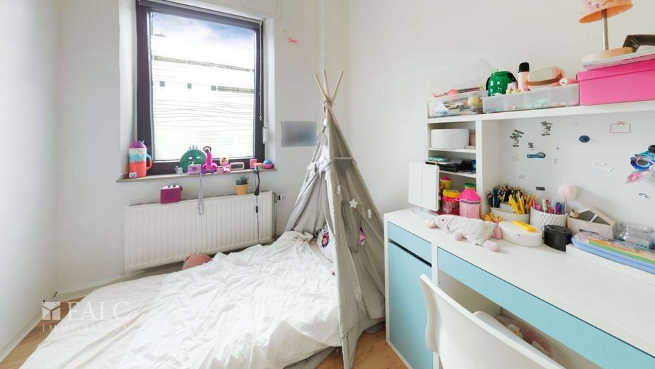 Gut erhaltener Altbau mit grossem Platzangebot – OG Kinderzimmer