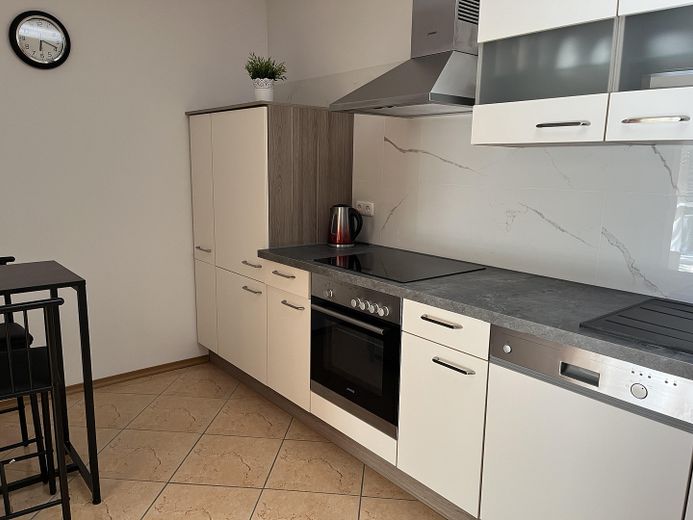 Appartamento arredato per pendolari del fine settimana – Küche