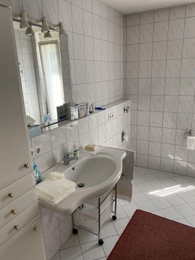 Traumwohnung Dreisamtal – Wannenbad