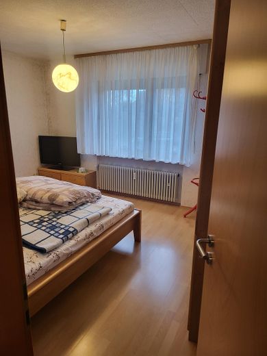 Gepflegtes 3-Familienhaus in Freiberg am Neckar – EG Schlafzimmer 1