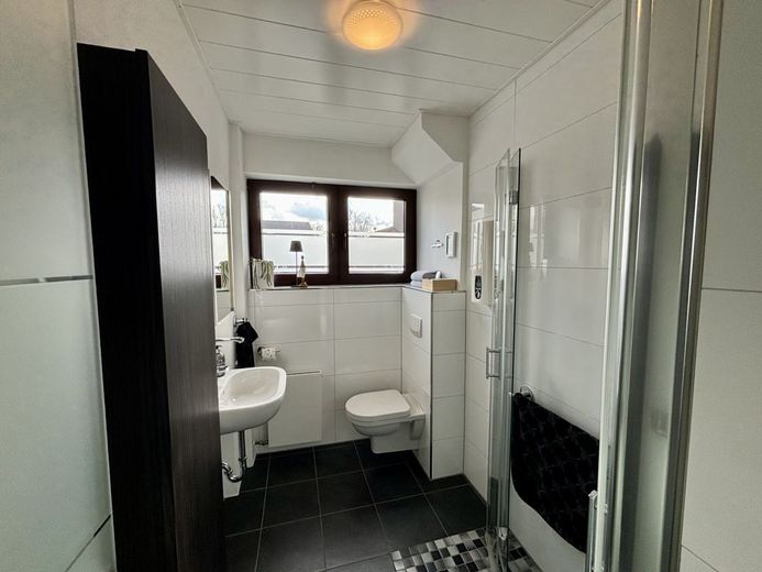 Badezimmer EG