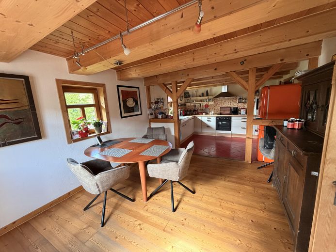 1. OG Eßzimmer + Küche