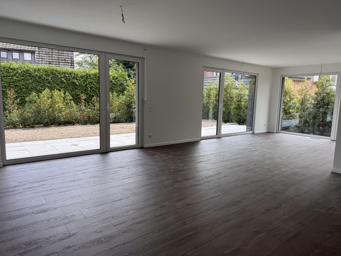 Wohnzimmer WE-EG