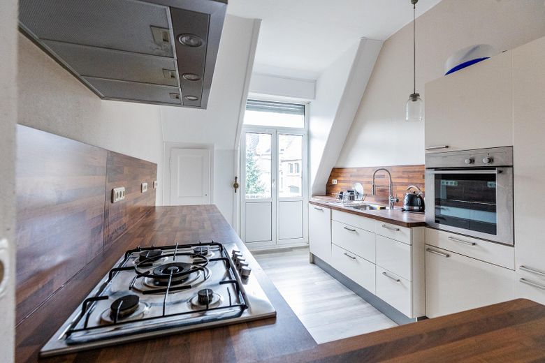 Hochwertige Einbauküche