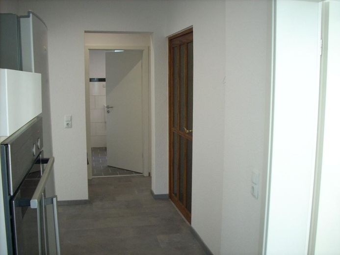 Première occupation - Appartement de 4 pièces rénové au rez-de-chaussée à Obersprockhövel – Flur Wohnungeingang