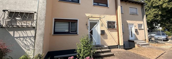 Gepflegtes Reihenmittelhaus