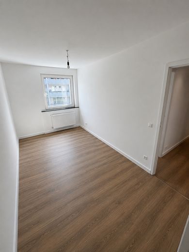 Wunderschöne 3-Zimmer-Eigentumswohnung mit Garage – Kinderzimmer
